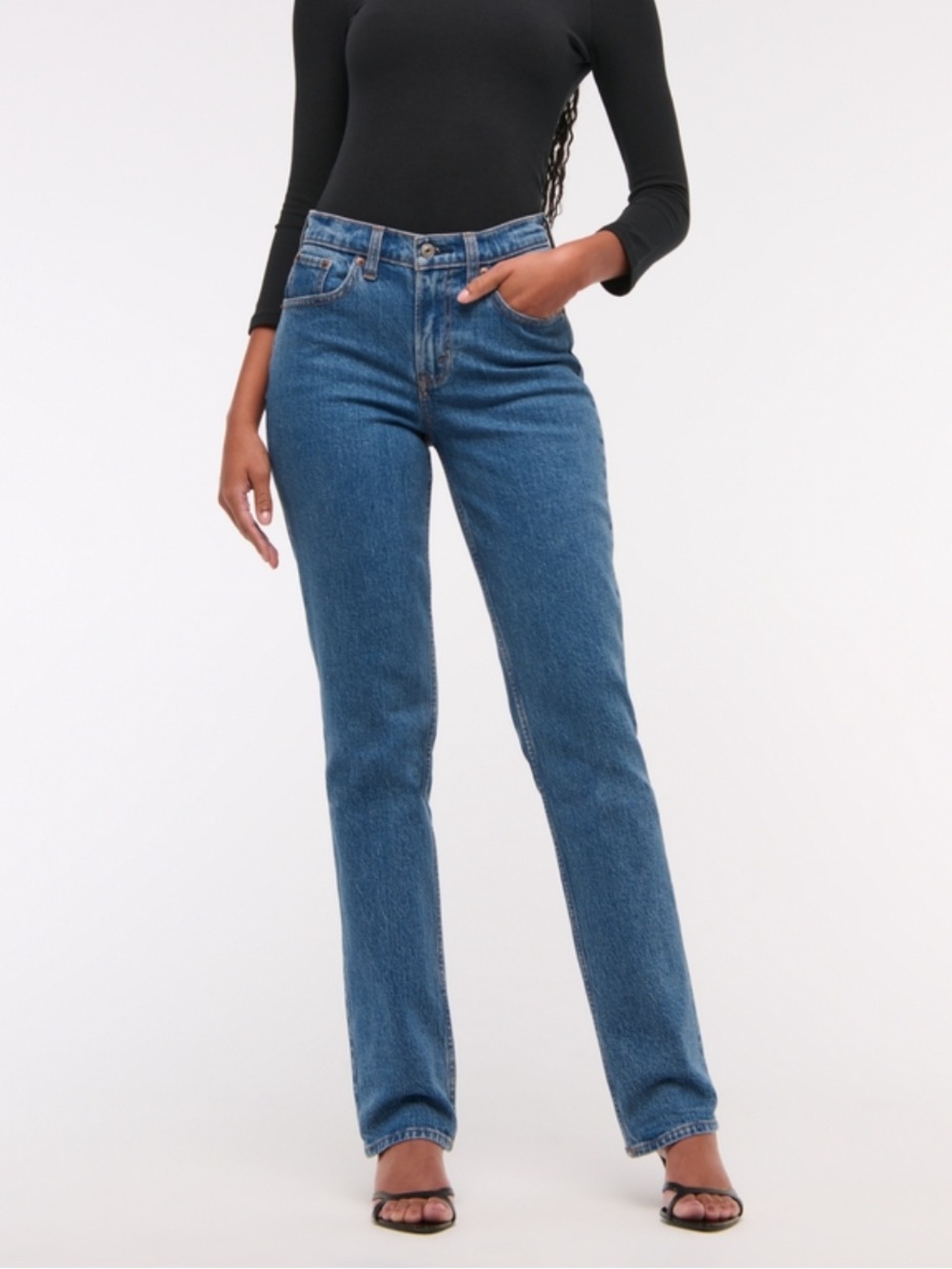 Abercrombie & Fitch Curve Love Mid Rise 90s Straight Jean - Long